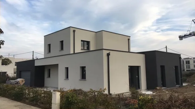 Maison contemporaine bicolore — réalisation PRN