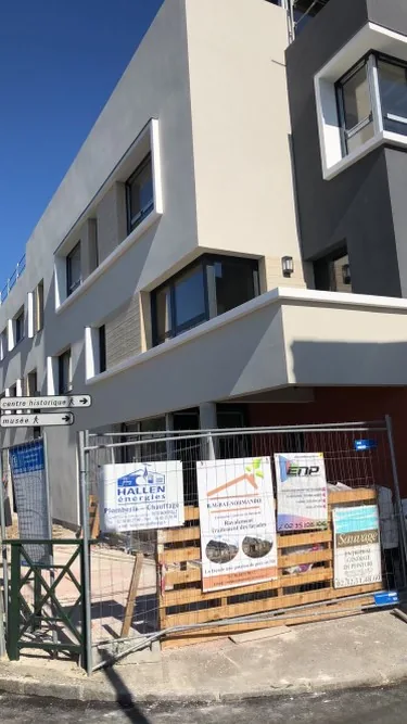 Immeuble près de la gare de Vernon